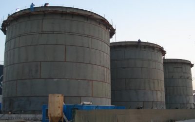Bitumen storage tanks